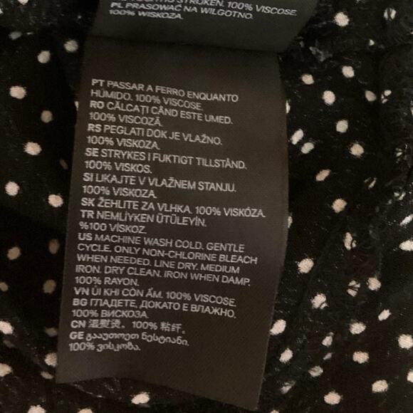 H&M Black White Polka Dot Ruffle V Neck Long Sleeve Peplum Blouse Top Size 4 - Picture 4 of 5